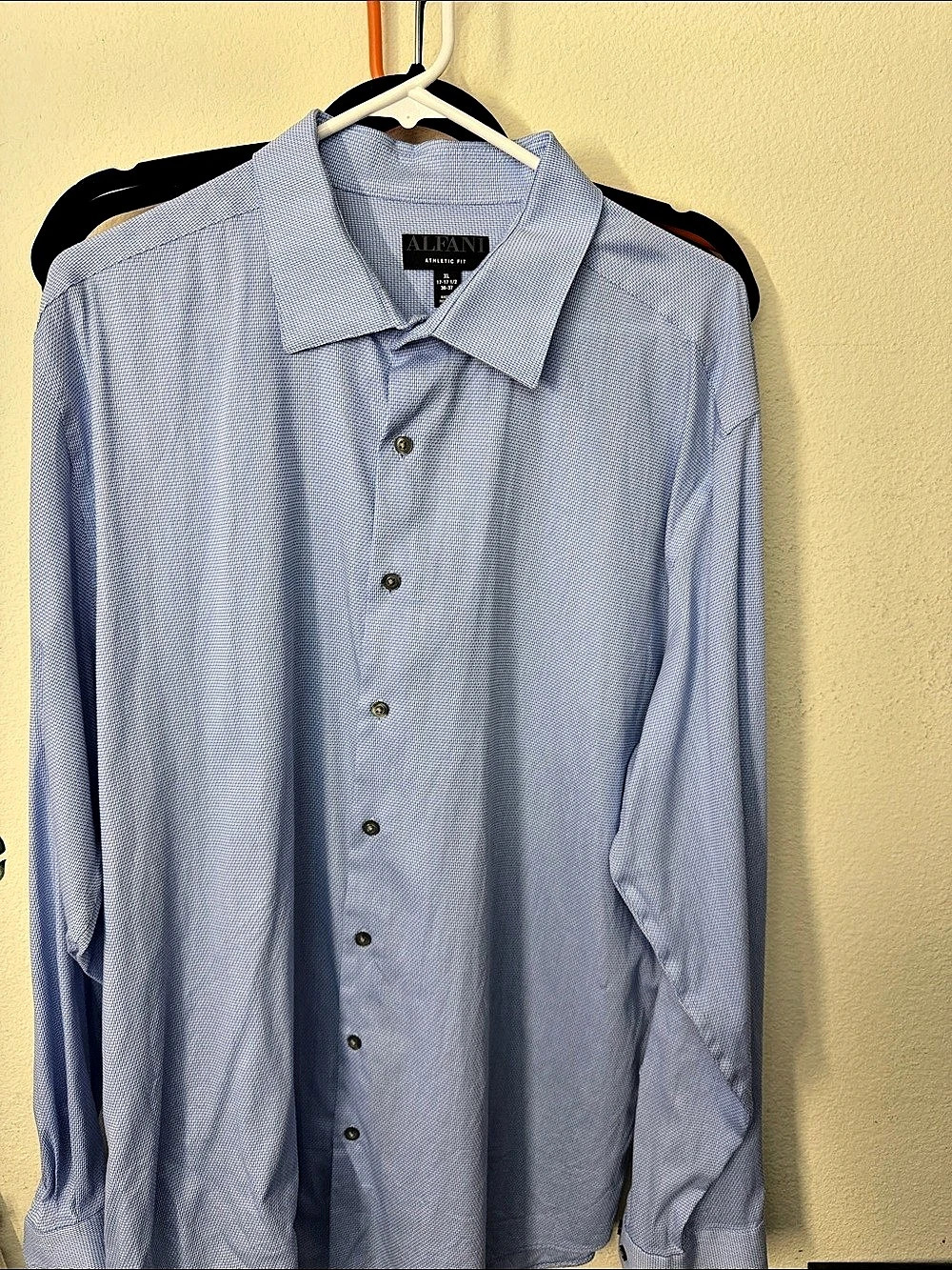 Alfani Men's Dress Shirt in Blue & White Size XL